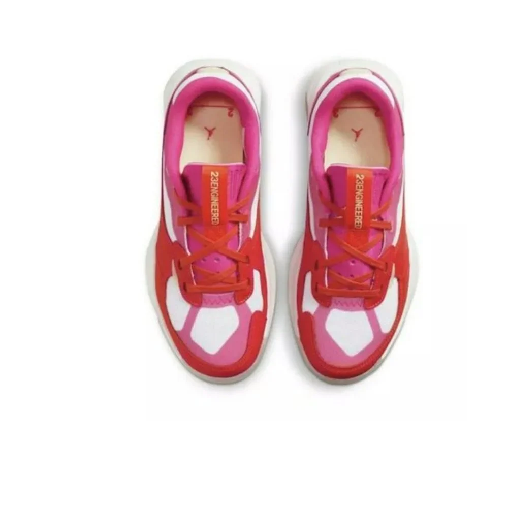 Nike Air Jordan 200E sneakers in Siren Red/Pink Prime Women's Low-Cut - Picture 2 of 10